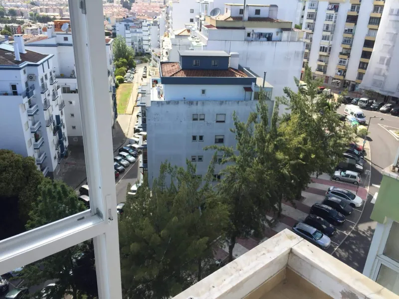 Fecho de varandas em prédio